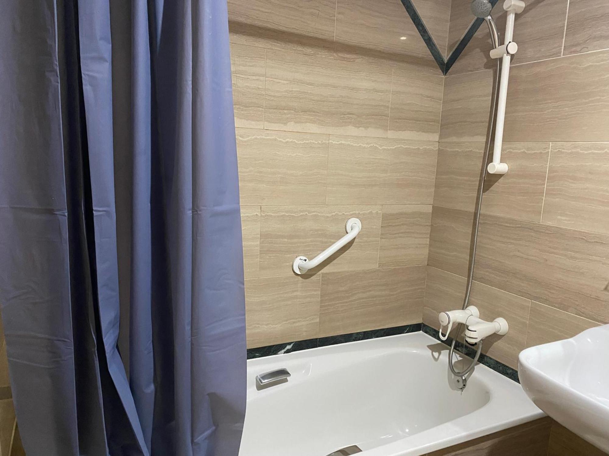 Seafront In Marbella With Pool And Garage Apartment Ngoại thất bức ảnh